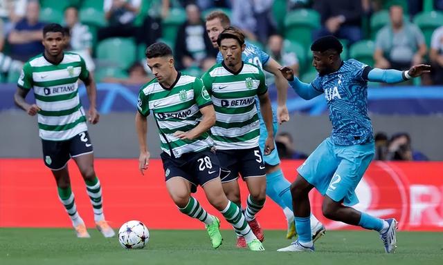 包含托特纳姆内部会议纪要流出——今晚造点机会，葡超使命明确，身体对抗强度拉满的词条